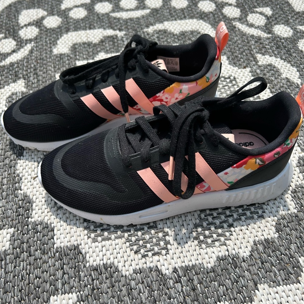 adidas girls HER studio london sneakers